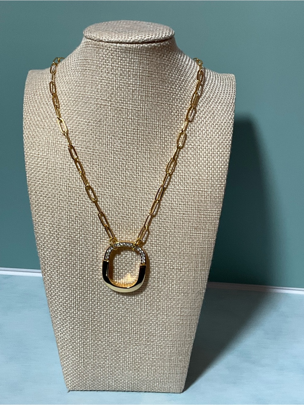 Gold Link Necklace with Pave Pendant - Elegant Women's Jewelry